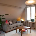 The Painters Loft Sleeping Among The Art Χάαρλεμ