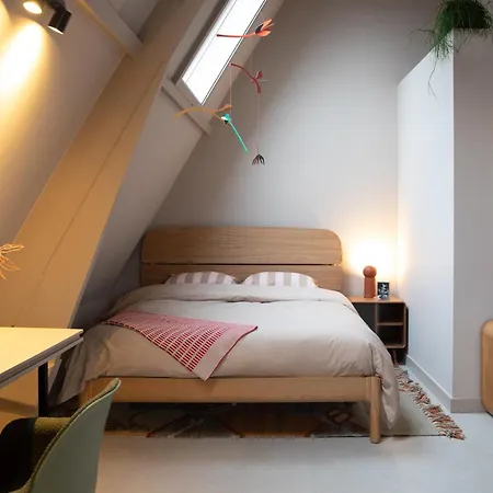 The Painters Loft Sleeping Among The Art Χάαρλεμ