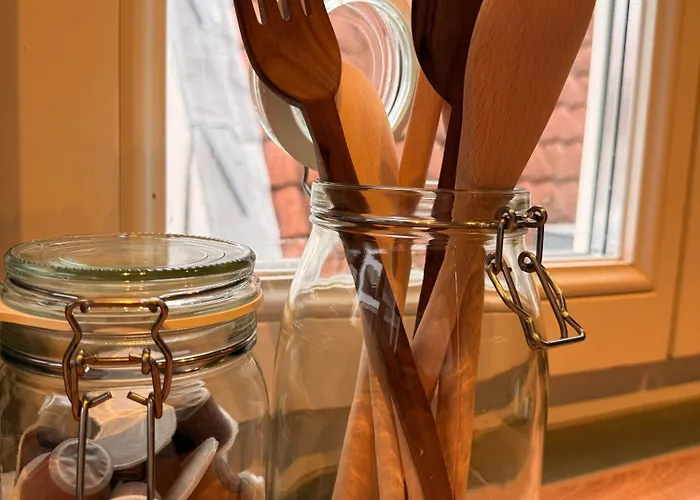 דירה The Painters Loft Sleeping Among The Art הארלם