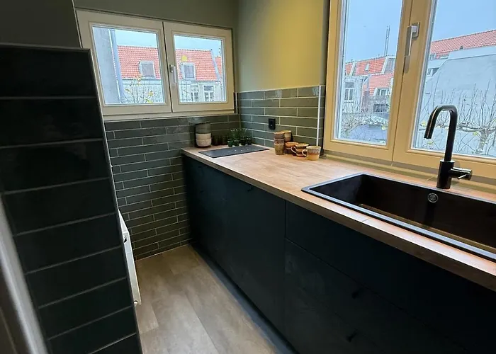 The Painters Loft Sleeping Among The Art Appartement *